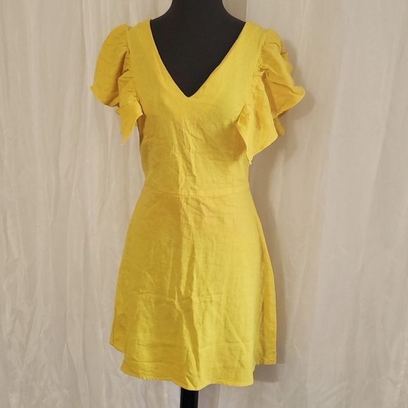 and new day Dresses & Skirts - A.n. day yellow dress Size 2